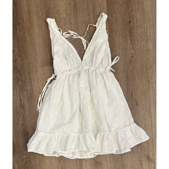 Stitch & Pine Tops - Stitch & Pine White Lace-up Babydoll Top Size Small